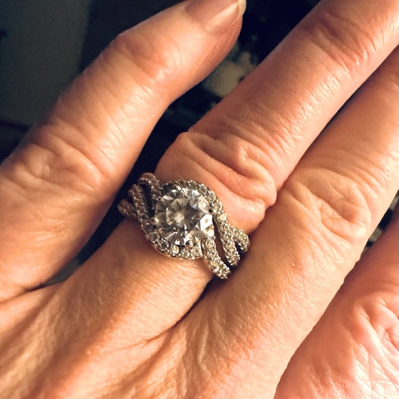 Cubic Zirconia ring with pave CZs in sterling silver- size 7 - Picture 2 of 8